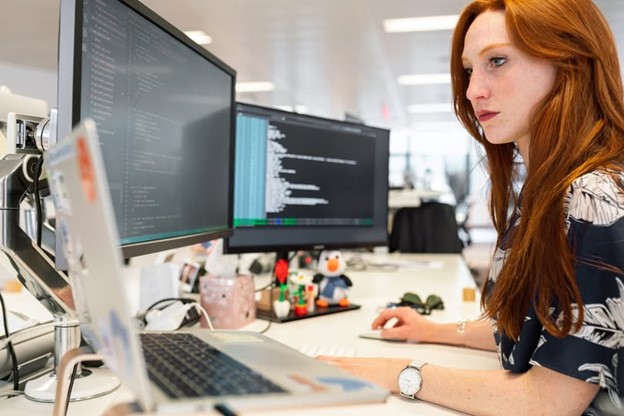How AI Revolutionizes Testing Tools – Hitek Computer School